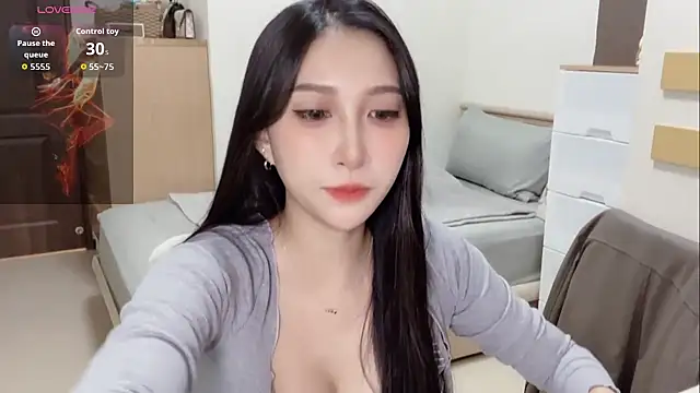 Snapshot of yu5888 chatting on 17, 10, 2025 yu5888 online show from 17, 10, 2025