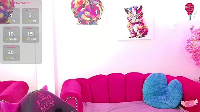 Snapshot of Miss_dolly_ chatting on 11, 11, 2025 Miss dolly online show from 11, 11, 2025