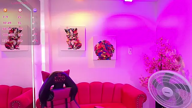 Snapshot of Miss_dolly_ chatting on 3, 3, 2026 Miss dolly online show from 3, 3, 2026