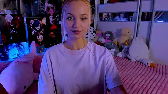 Cute  Pony online show from 1, 12, 2025