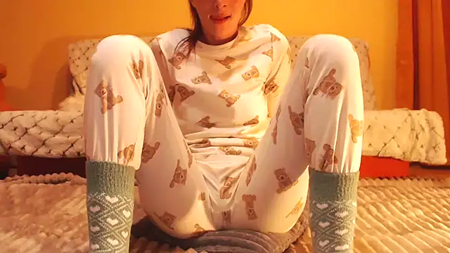 LovelyAndraGirl online show from 12, 10, 2025