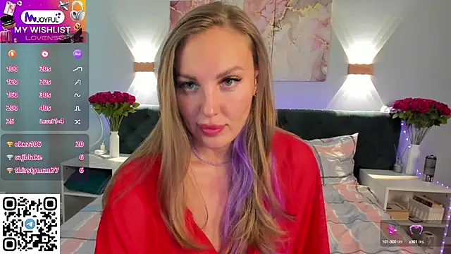 Kelly Hardy online show from 3, 3, 2025