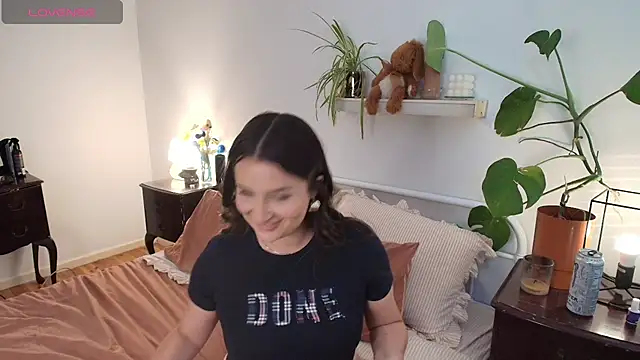 Snapshot of Lenas_Room chatting on 2, 2, 2026 Lenas Room online show from 2, 2, 2026