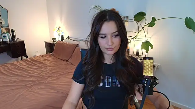 Snapshot of Lenas_Room chatting on 9, 3, 2026 Lenas Room online show from 9, 3, 2026