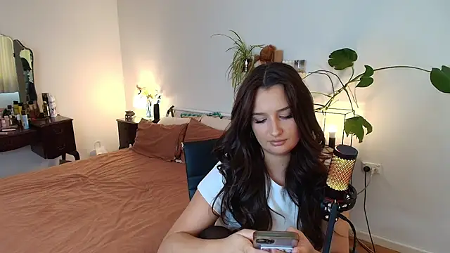 Snapshot of Lenas_Room chatting on 17, 3, 2026 Lenas Room online show from 17, 3, 2026