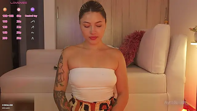 AyraSmith  online show from 20, 2, 2025