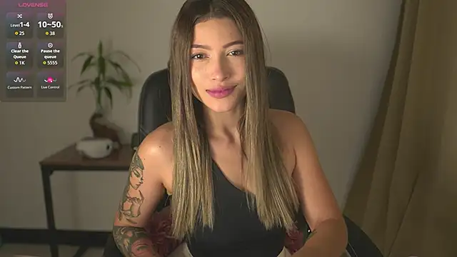 AyraSmith  online show from 30, 6, 2026