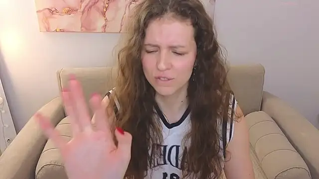 Sereta Finn online show from 28, 2, 2025