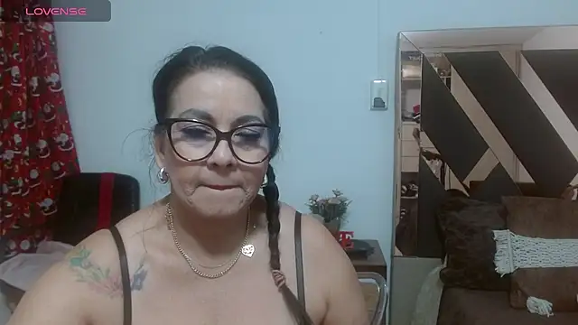 lindaesmeralda online show from 20, 2, 2026