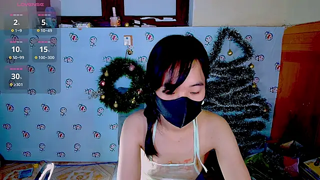 Snapshot of __Saphia__ chatting on 4, 12, 2024   Saphia   online show from 4, 12, 2024