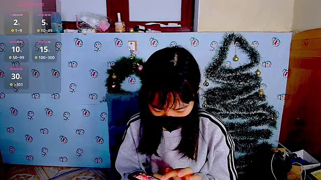 Snapshot of __Saphia__ chatting on 13, 12, 2024   Saphia   online show from 13, 12, 2024