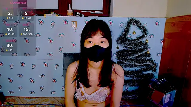 Snapshot of __Saphia__ chatting on 6, 1, 2025   Saphia   online show from 6, 1, 2025