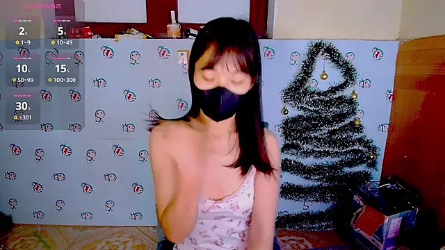 Snapshot of __Saphia__ chatting on 9, 1, 2025   Saphia   online show from 9, 1, 2025