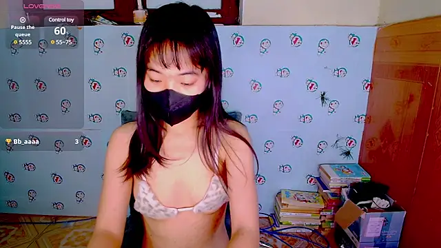 Snapshot of __Saphia__ chatting on 24, 1, 2025   Saphia   online show from 24, 1, 2025