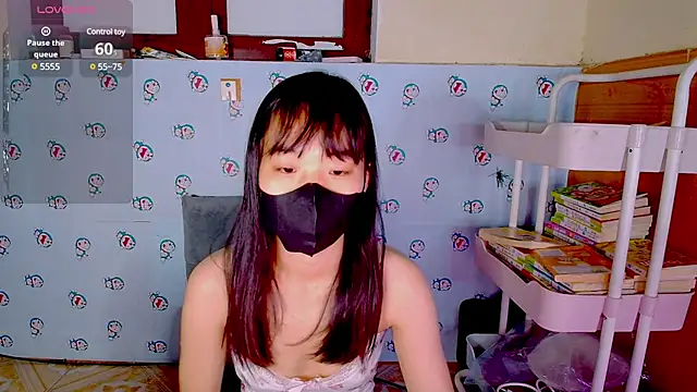 Snapshot of __Saphia__ chatting on 4, 3, 2025   Saphia   online show from 4, 3, 2025