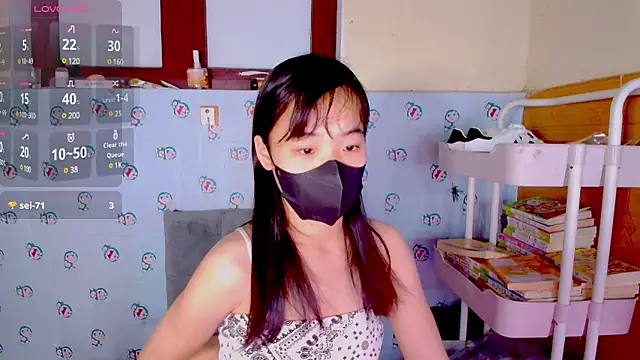 Snapshot of __Saphia__ chatting on 5, 3, 2025   Saphia   online show from 5, 3, 2025