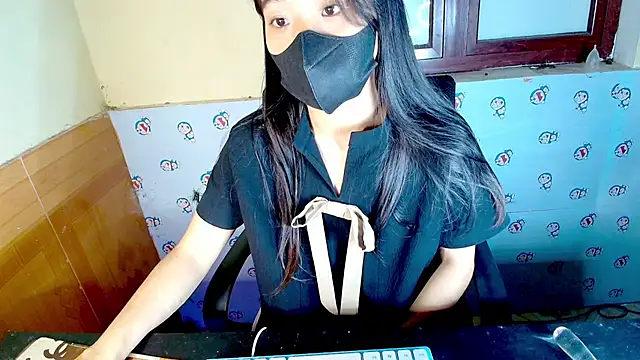 Snapshot of __Saphia__ chatting on 19, 10, 2025   Saphia   online show from 19, 10, 2025