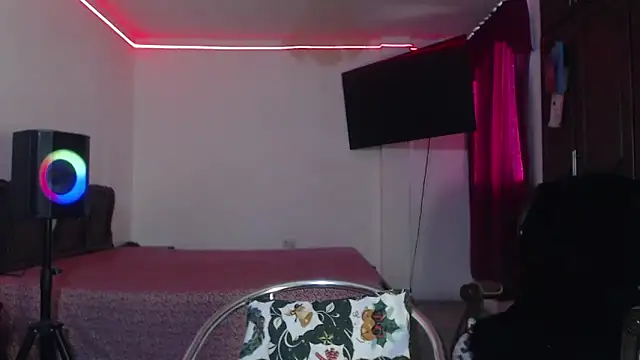 aliceesmith online show from 4, 2, 2026