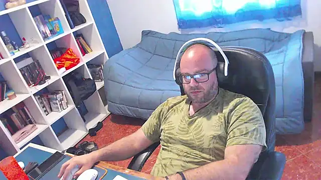 ravingr4d4 online show from 5, 5, 2026