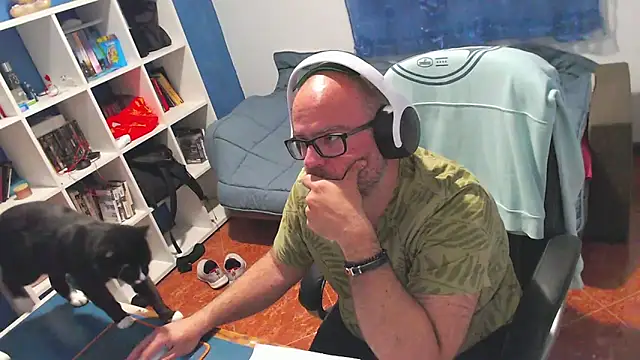 ravingr4d4 online show from 5, 5, 2026