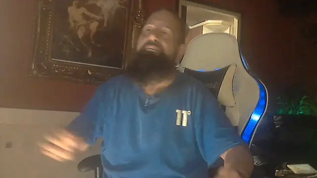 Snapshot of maseurbeardedpig chatting on 7, 8, 2026 maseurbeardedpig online show from 7, 8, 2026