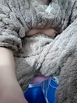 SweetGirl2k2 online show from 7, 2, 2025