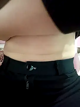 SweetGirl2k2 online show from 28, 2, 2025