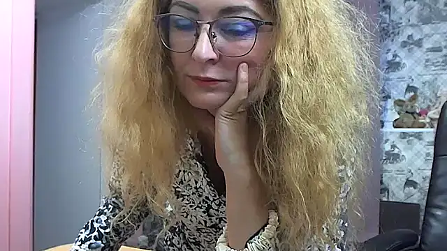 Helen1974 online show from 19, 12, 2025