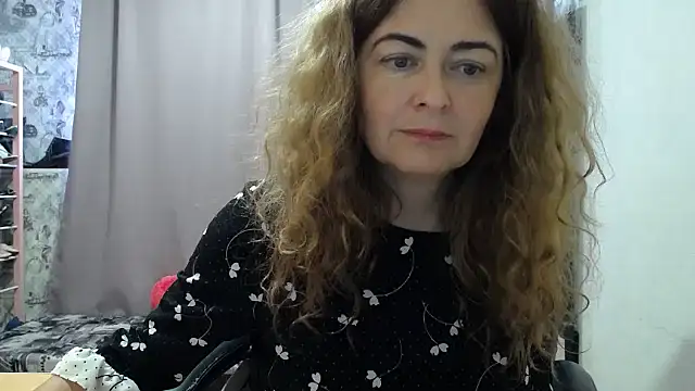 Helen1974 online show from 7, 6, 2026
