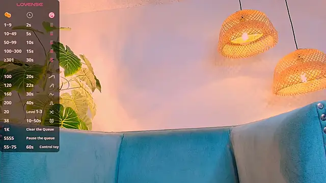 Snapshot of bellablack27 chatting on 4, 3, 2025 bellablack27 online show from 4, 3, 2025