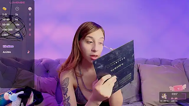 Snapshot of bellablack27 chatting on 5, 3, 2025 bellablack27 online show from 5, 3, 2025