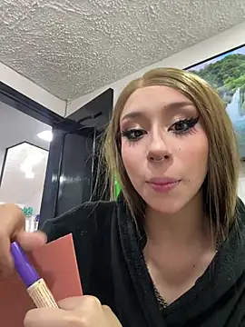 Snapshot of bellablack27 chatting on 20, 3, 2025 bellablack27 online show from 20, 3, 2025