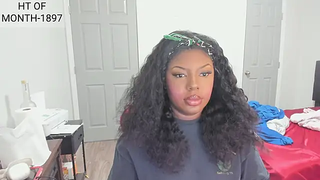 demi xoxo online show from 19, 11, 2025