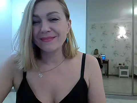 Snapshot of Alexandra-Rosee chatting on 11, 1, 2025 Alexandra-Rosee online show from 11, 1, 2025