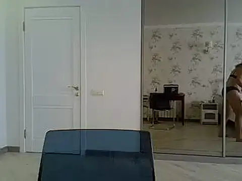 Snapshot of Alexandra-Rosee chatting on 11, 10, 2025 Alexandra-Rosee online show from 11, 10, 2025