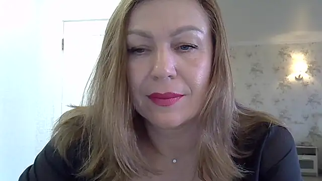 Snapshot of Alexandra-Rosee chatting on 25, 11, 2025 Alexandra-Rosee online show from 25, 11, 2025