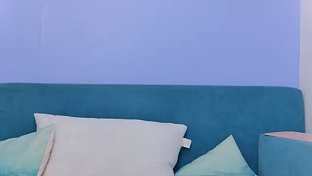 Snapshot of moon_cake chatting on 26, 9, 2025 moon cake online show from 26, 9, 2025