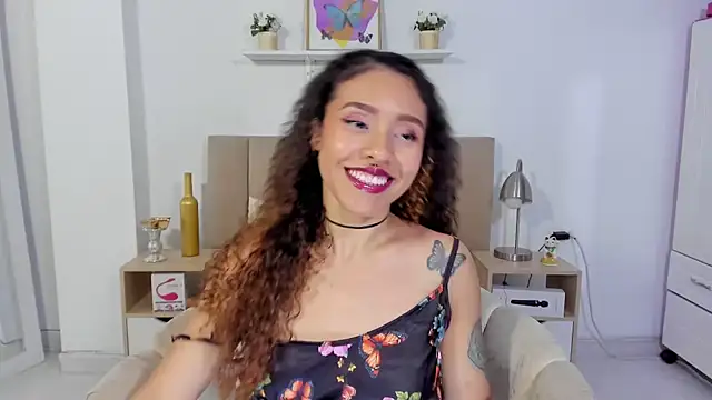 Zoe Gruber online show from 8, 7, 2026