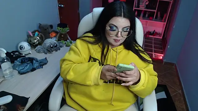 juliette rd online show from 4, 12, 2024