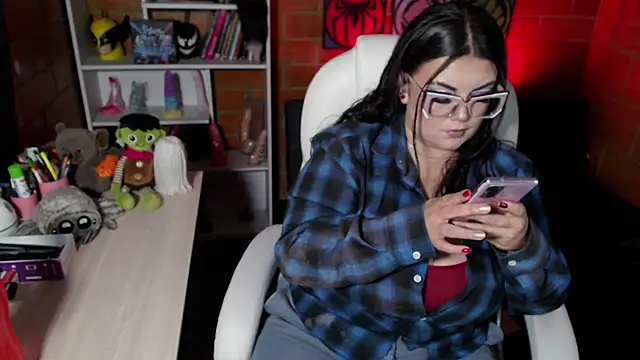 juliette rd online show from 30, 11, 2025