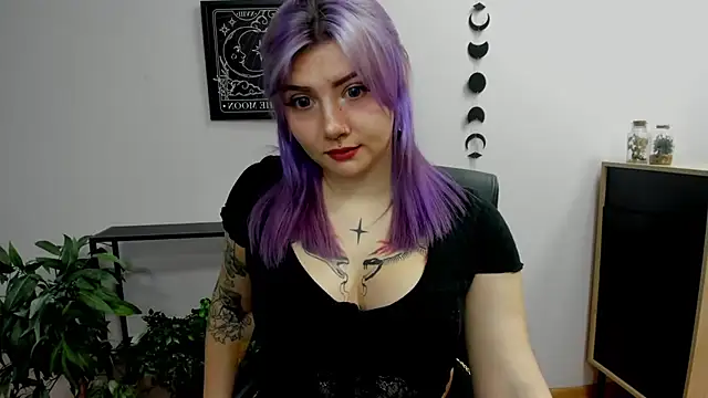 GabbiePerfect online show from 4, 1, 2025