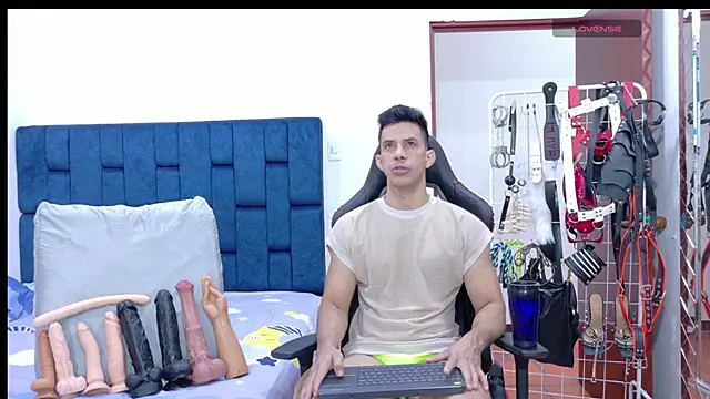 JoseRumbero26 online show from 6, 5, 2026