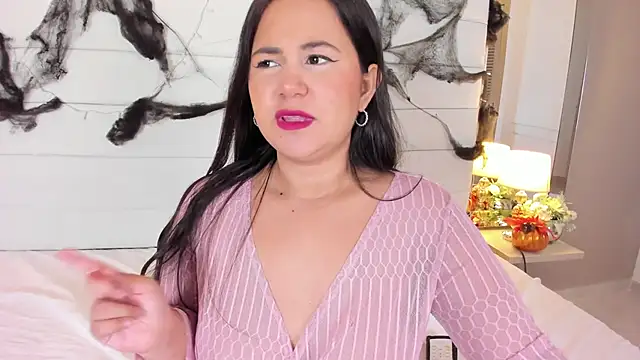 Lilly 2809  online show from 24, 10, 2025