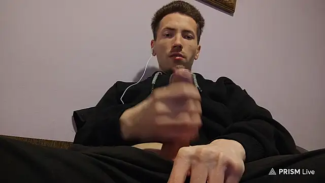 Snapshot of _Hocthus_ chatting on 27, 1, 2025 Hocthus online show from 27, 1, 2025