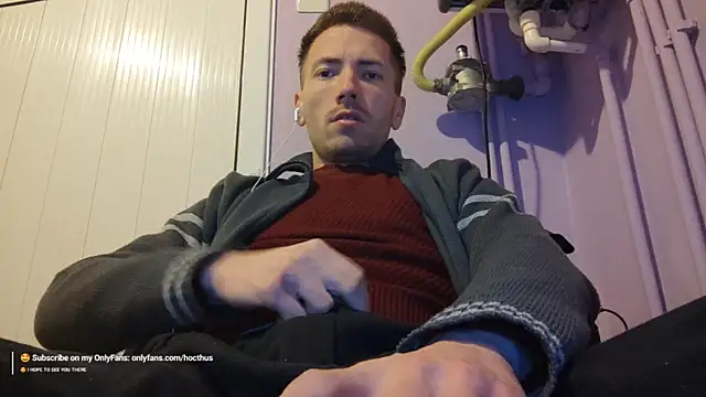 Snapshot of _Hocthus_ chatting on 26, 2, 2025 Hocthus online show from 26, 2, 2025