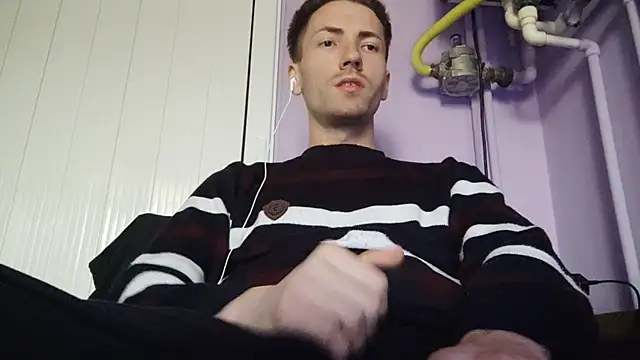 Snapshot of _Hocthus_ chatting on 3, 3, 2025 Hocthus online show from 3, 3, 2025