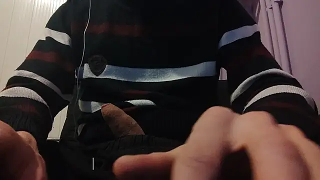 Snapshot of _Hocthus_ chatting on 10, 3, 2025 Hocthus online show from 10, 3, 2025