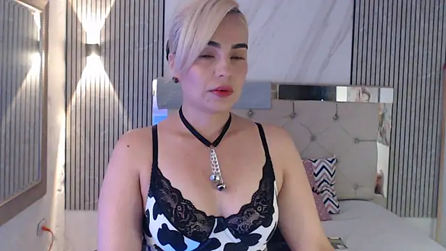 ashley  tylor online show from 13, 6, 2026