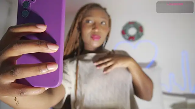 EmmaSanzz  online show from 1, 12, 2025