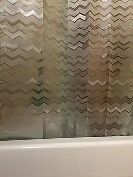 Snapshot of VFuck4U_xxx chatting on 24, 2, 2025 VFuck4U xxx online show from 24, 2, 2025